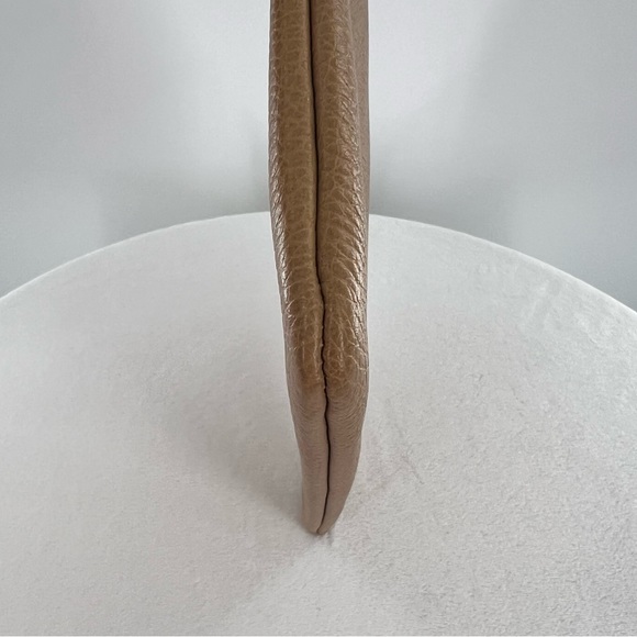 Gucci Controllato Tan Clutch Bag - Picture 5 of 10